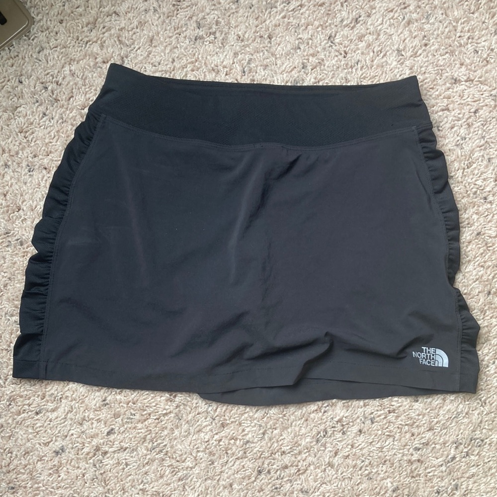 Women’s North Face Skort